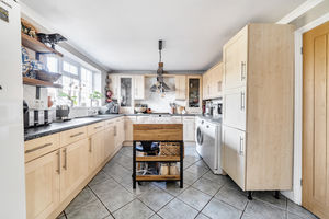 Kitchen- click for photo gallery